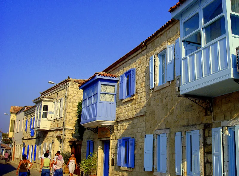 Alaçatı: cobblestone streets and the breeze of the Aegean coast