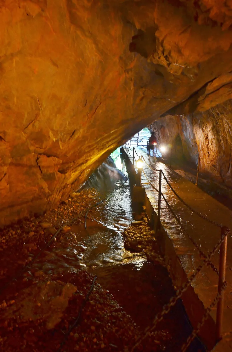 Dupnica (Dupnisa-Höhle) – eine Höhle im Strandscha-Gebirge, Türkei