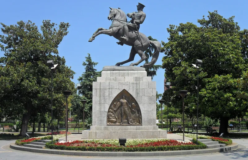 Statue of Honor (Onur Anıtı) — a statue of Atatürk on horseback in Samsun