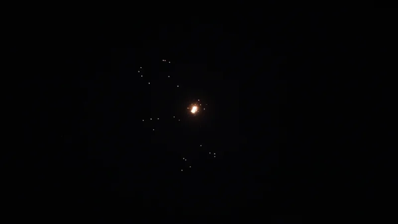 Из-за ракетных обстрелов со стороны Ирана в Израиле на обширной территории зазвучали сирены