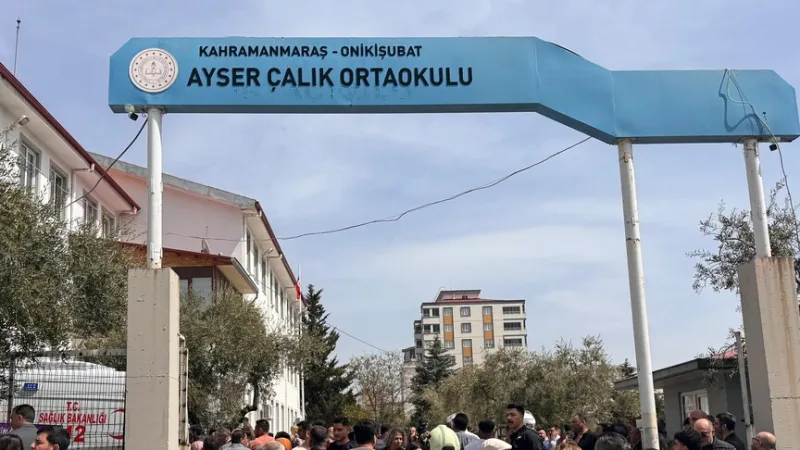 Byl zadržen otec İsy Arase Mersinliho, který spáchal ozbrojený útok v jedné ze škol v Kahramanmaraşı