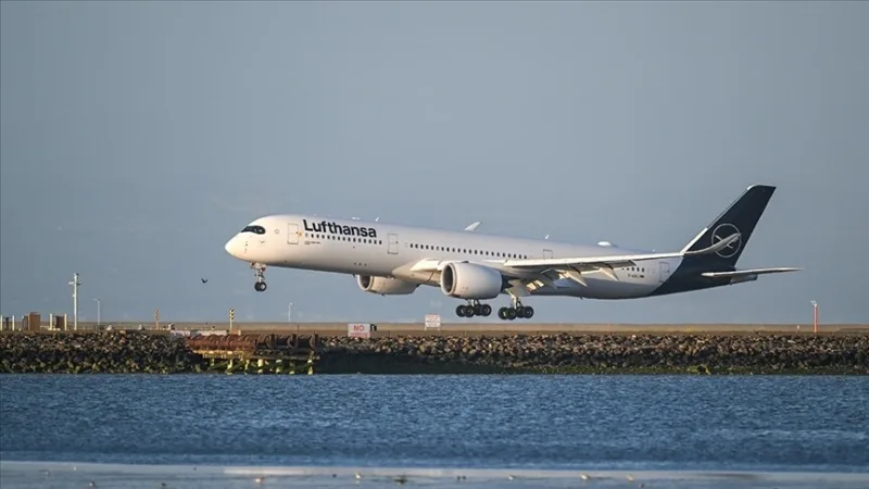 Lufthansa odwoła 20 tysięcy lotów z powodu kryzysu związanego z paliwem lotniczym